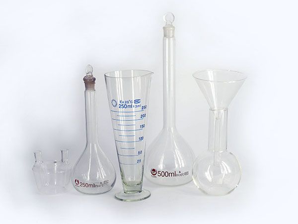 正確選購實驗室玻璃儀器注意事項